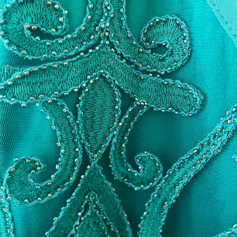 Dress/verty - Picture 12 of 13